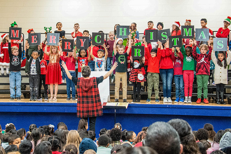 students singing